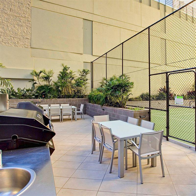 Mantra On The Quay Aparthotel Brisbane Exterior photo