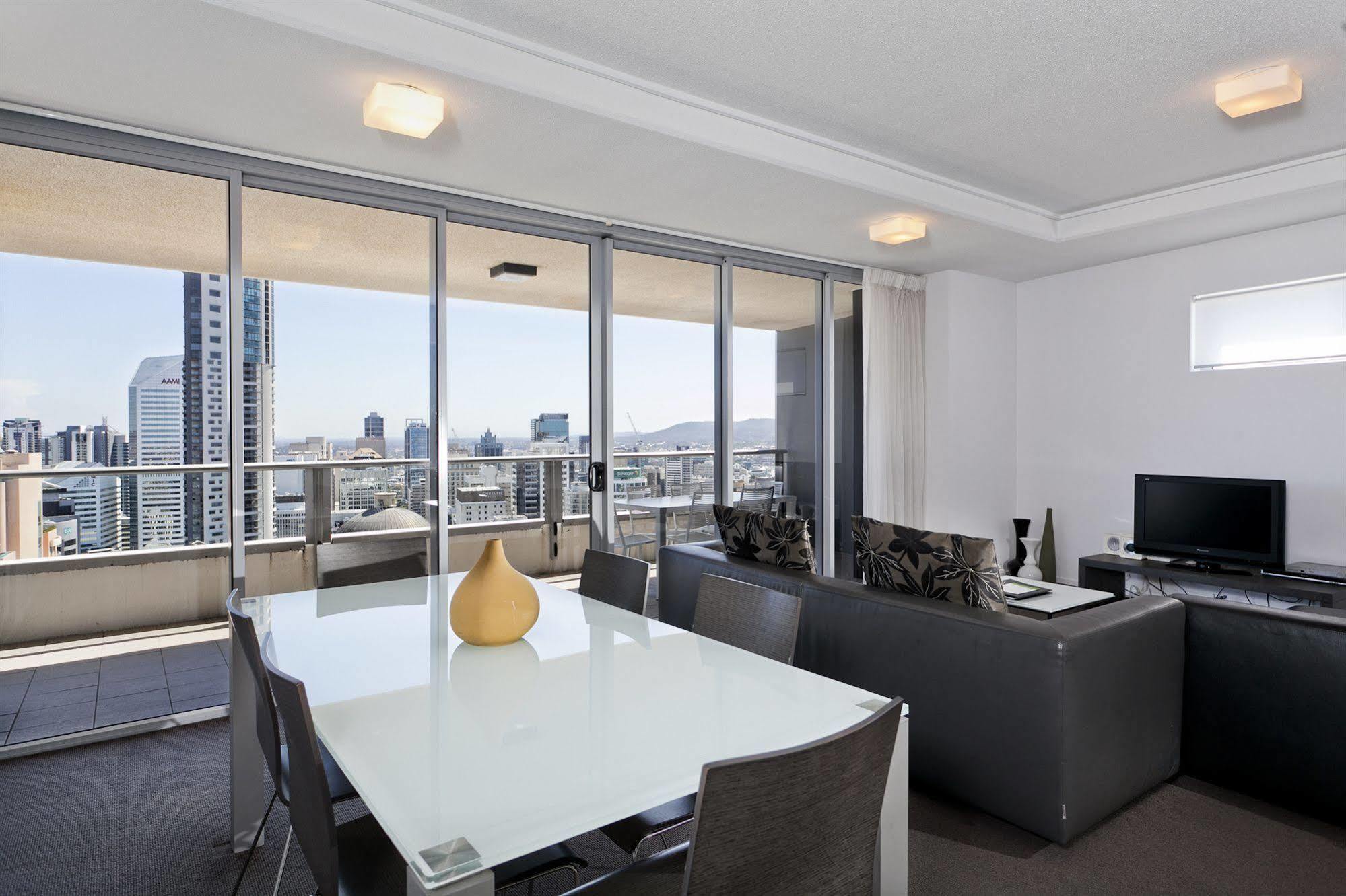 Mantra On The Quay Aparthotel Brisbane Exterior photo